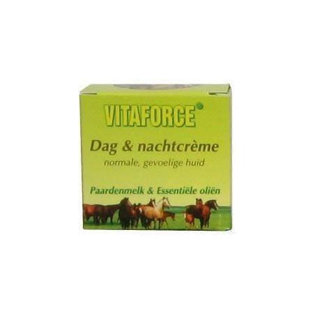 Paardenmelk dag / nachtcremeDag/nachtverzorging8717662480119