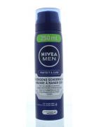 Men protect & care scheerschuimScheerschuim/gel/crème4005900351838